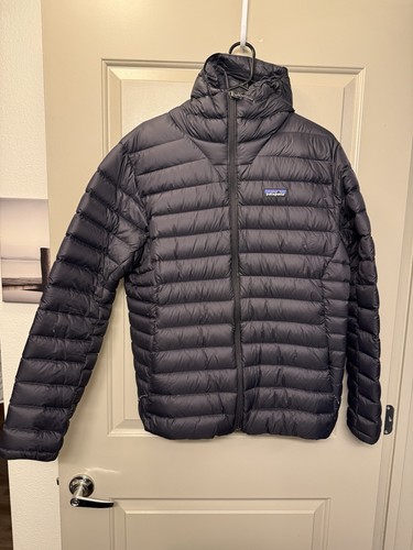 Patagonia down sweater - (large),